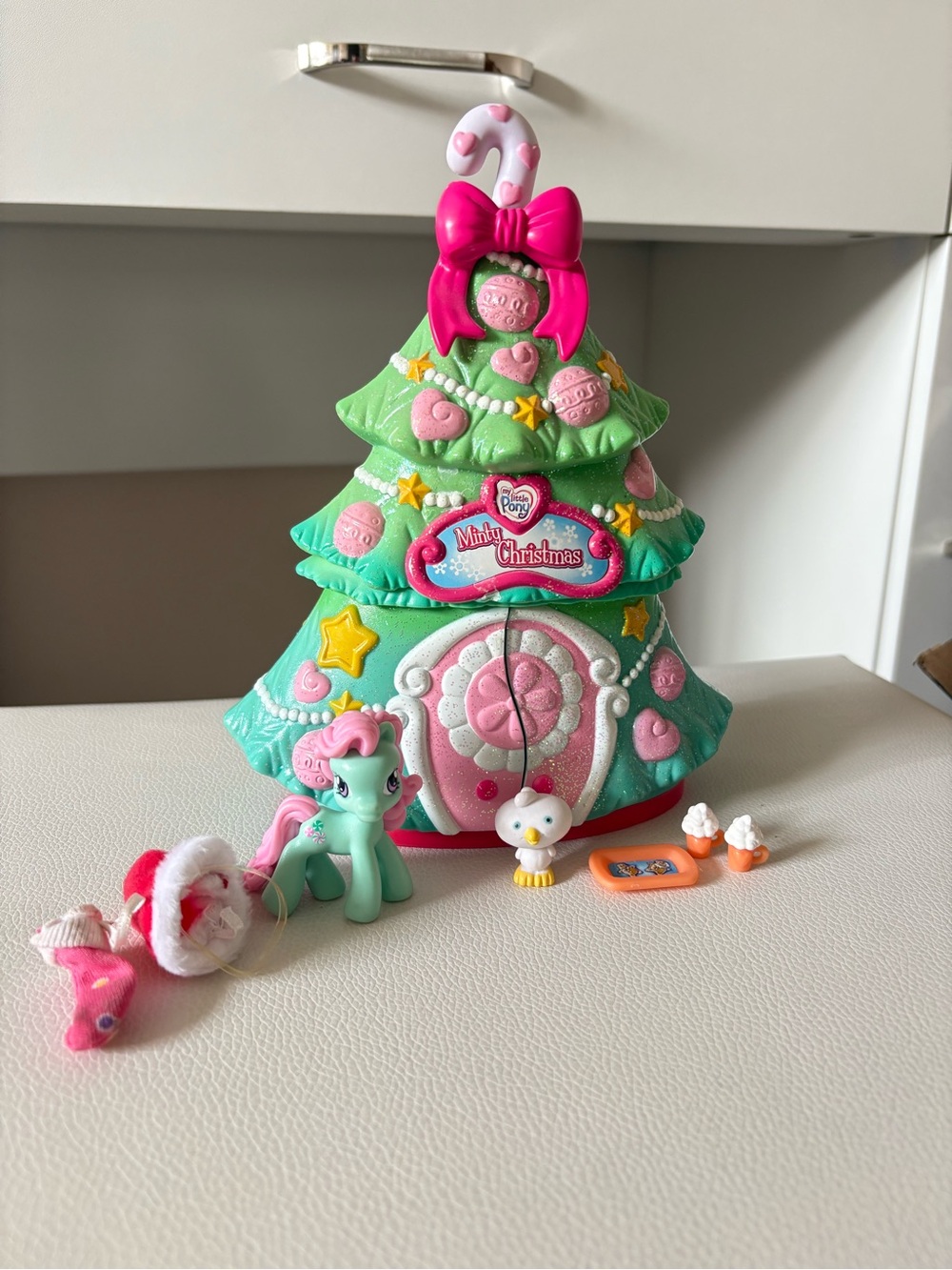My Little pony “A Very Minty Christmas” playset